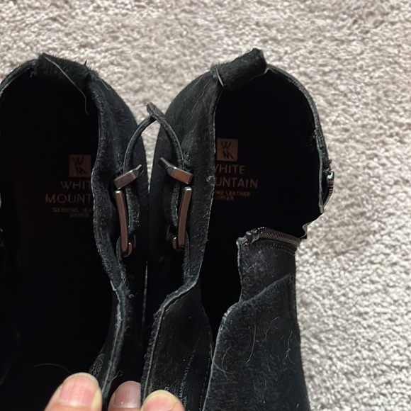 Black real suede booties 9.5 - Picture 5 of 6